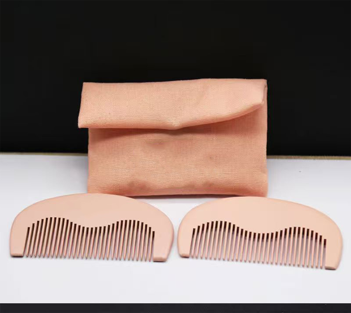 Same style as Lu Han Gucci complete set comb pink peach wood comb mini wood comb LOGO gift