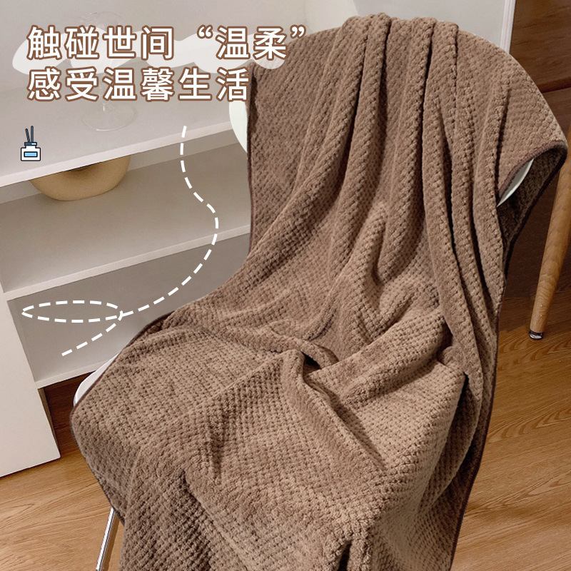 Pineapple Large Bath Towel Coral Velvet Adult Japanese Men and Women Couple Soft Absorbent Gauze Household Quick-drying Bath