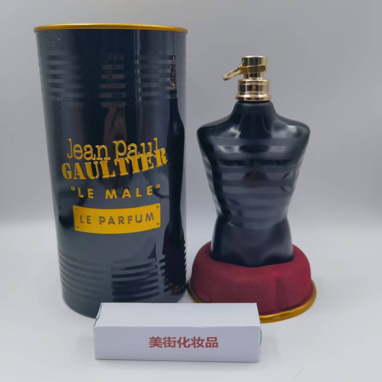 Pria telanjang hitam [125ml]