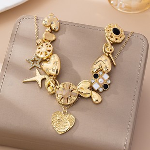 �̽�ƴ�N�p���朐������¶�Ԫ��choker��������A���͹��L�i�Ů