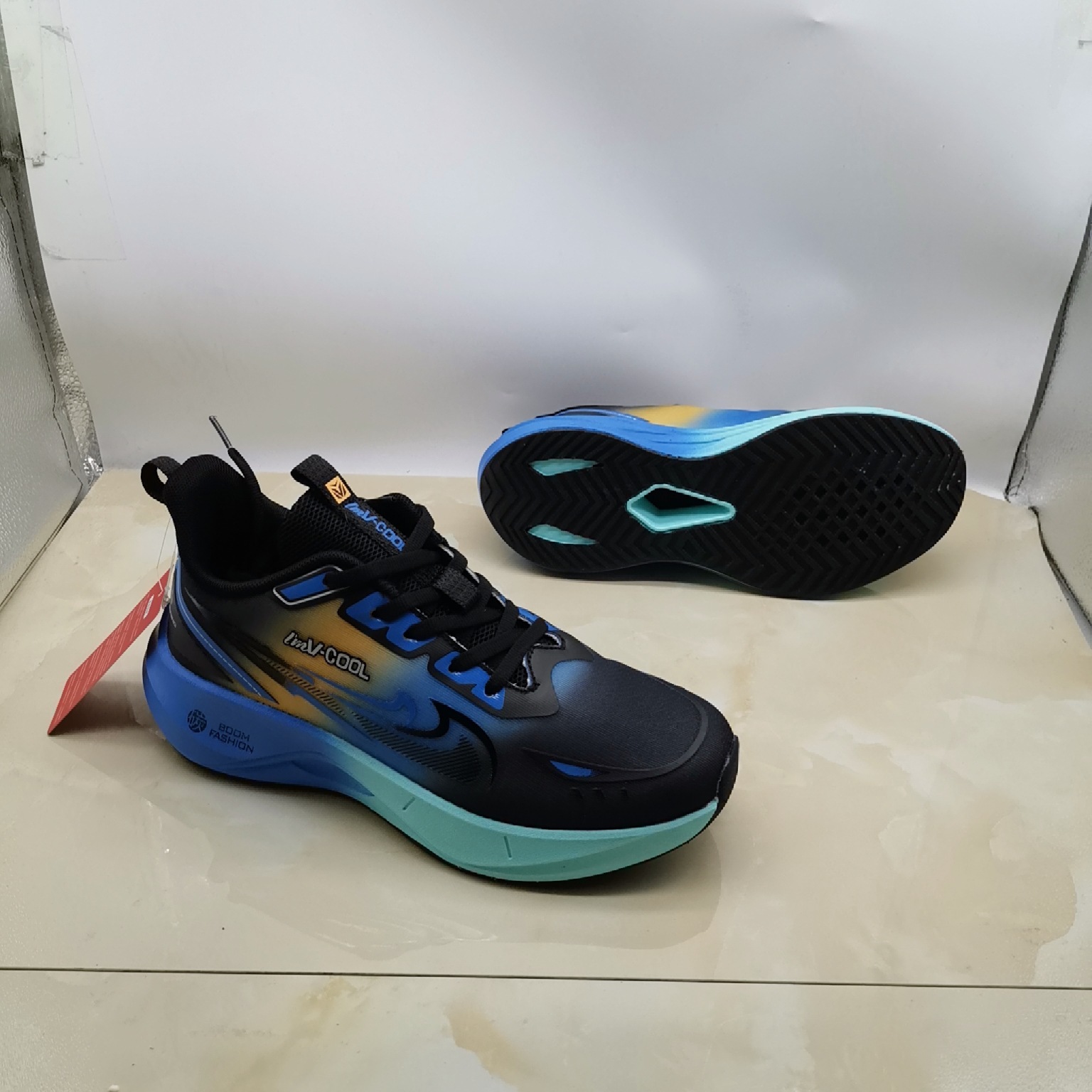 Fujian zapatos de otoño de 2025, nuevos zapatos escolares de tamaño grande, zapatos de carrera clásicos, zapatos de baloncesto deportivos de estudiantes
