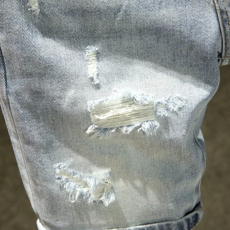 Summer Personalized Ripped Denim Shorts Men's Fashion Trend Handsome Casual Five-Point Pants Light Blue Ripped Mid-Pants