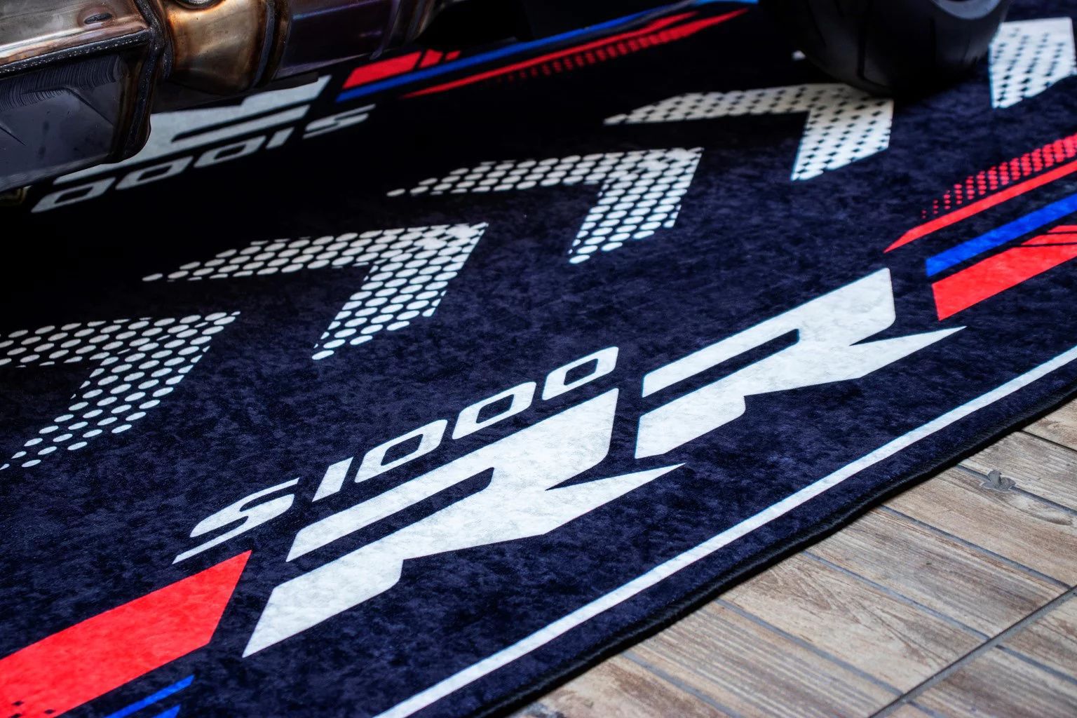 Cross-border Deplaceable Motorcycle Carpet Kawasaki Ducati Motorcycle Team Display Special Crystal Velvet Floor Mat Bedside Mat