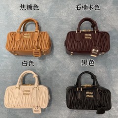 2024miu ミウミウ レディースバッグ ファッションプリーツボウリングバッグ ショルダーバッグ ハンドバッグ クロスボディバッグ ボストンバッグ ピローバッグ