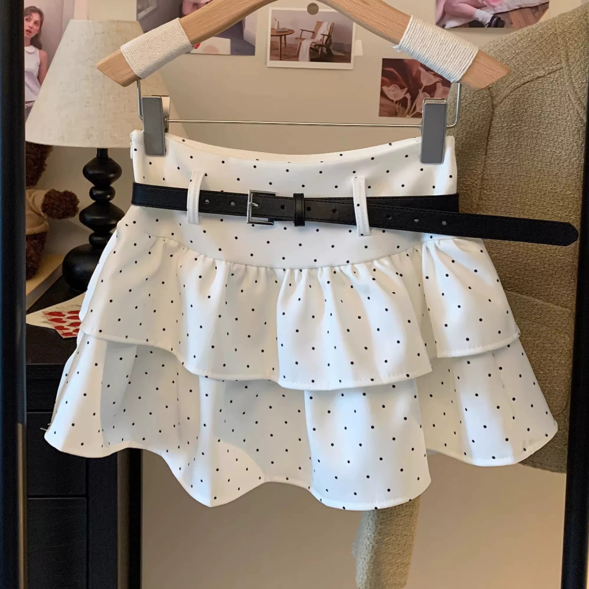 白色波点蛋糕裙女夏季新款荷叶边西装短裙高腰显瘦a字蓬蓬半身裙