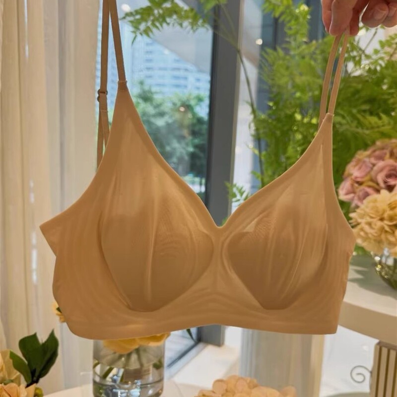 Liquid Foundation B13 High-End Silk Satin One-Shoulder Bra French V-Neck Light Luxury Summer Girl Beauty Back Black Cotton