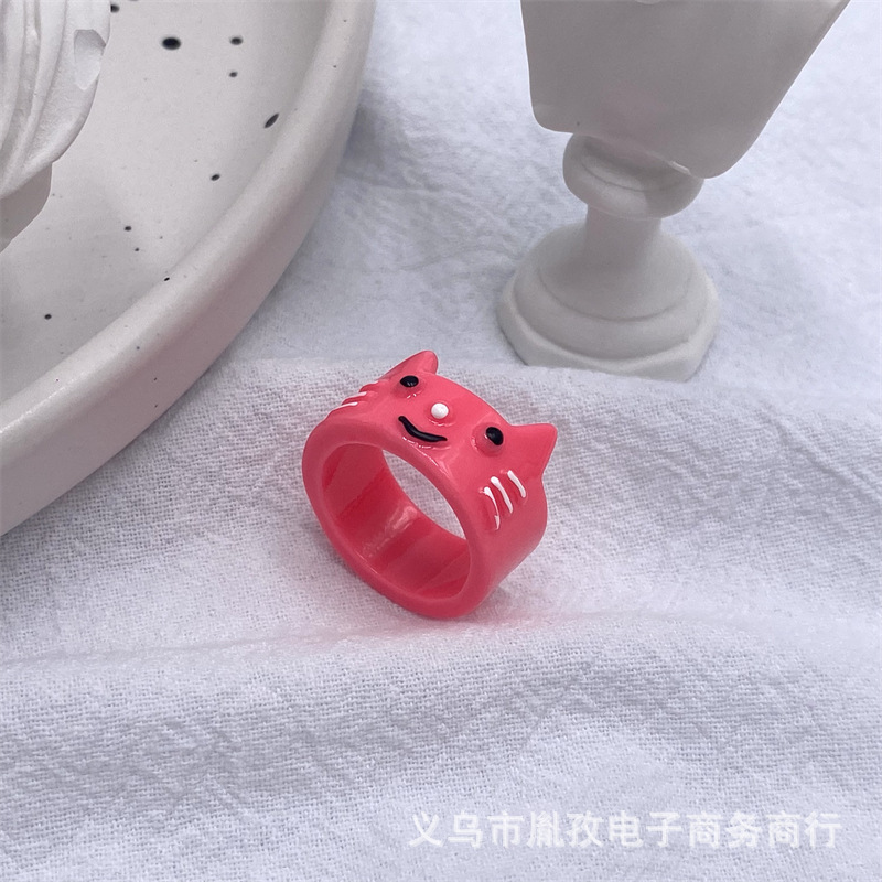 Lindo gatito resina acrílico anillo europeo y americano transfronterizo Venta caliente pequeño animal de dibujos animados anillo tridimensional