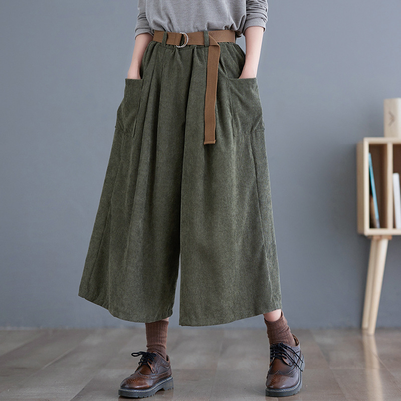Actual Shot of 2025 Spring New Corduroy Culottes with Elastic Waist and Belt, Loose and Slimming Look Three-Point Wide-Leg Pants for Women