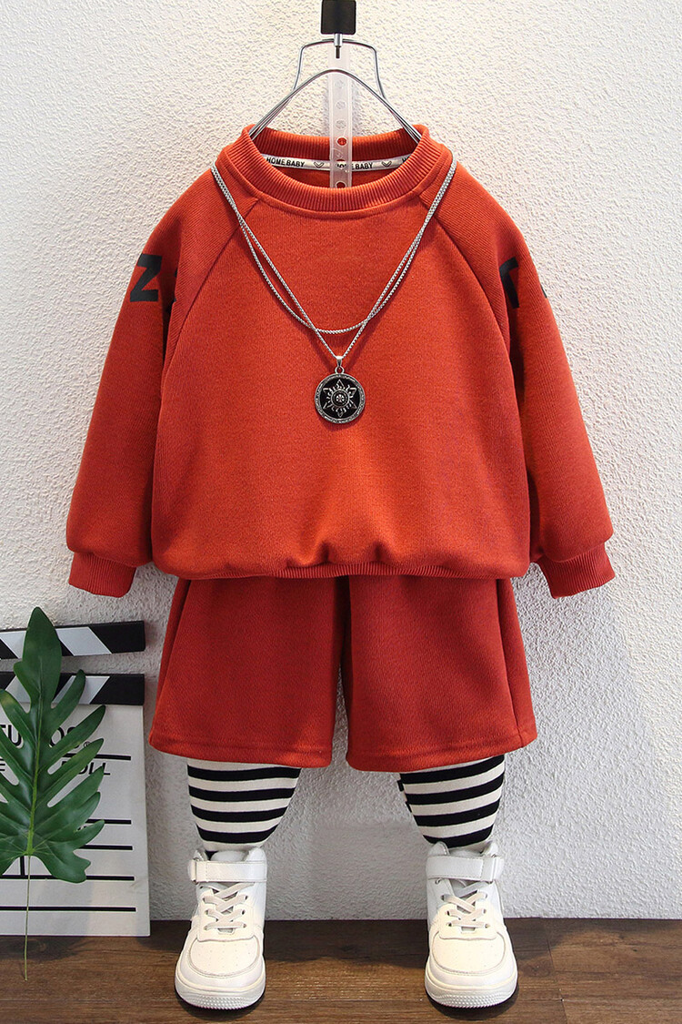 Completo due pezzi a righe per bambino outfit ragazzo_voghion.com