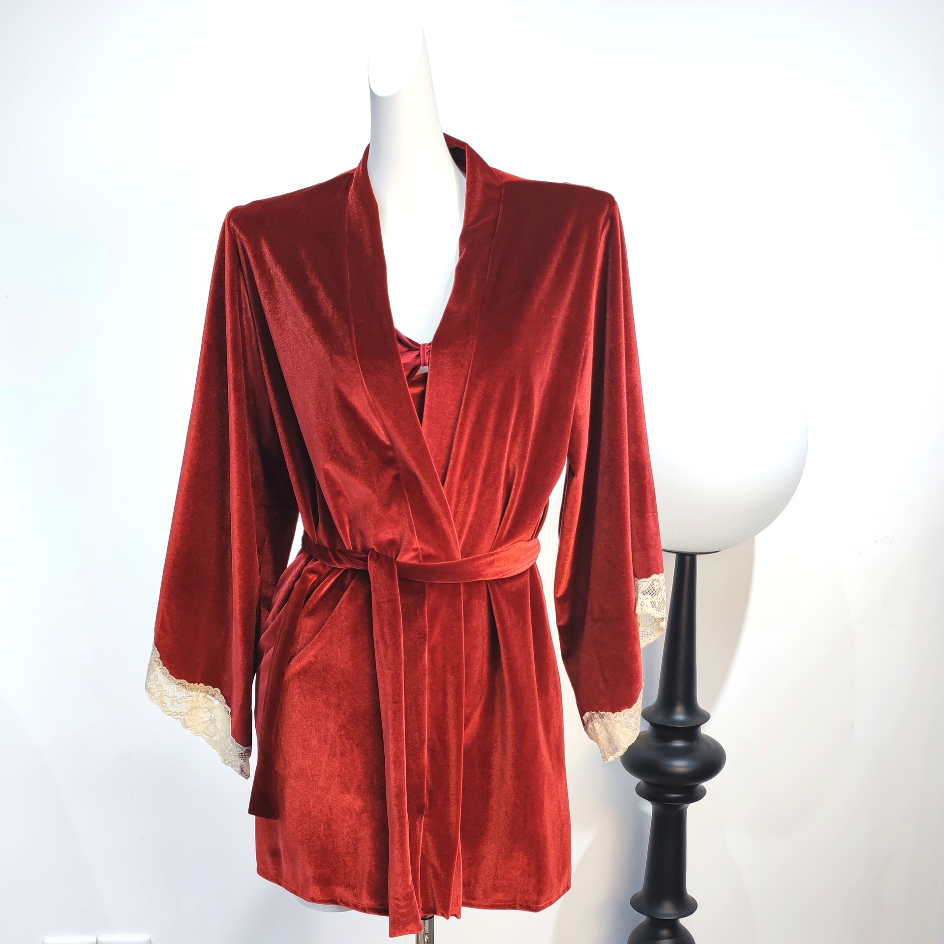 오리지널 오 고급 홈 아우터 가운 슈트 코트 가을 겨울 벨벳 조디악 연도 새해 나이트가운 모닝 가운 목욕가운