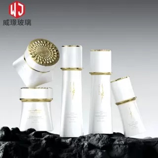 新款高级套装40ml乳液精华瓶 100g膏霜面膜瓶 化妆瓶包材现货供应