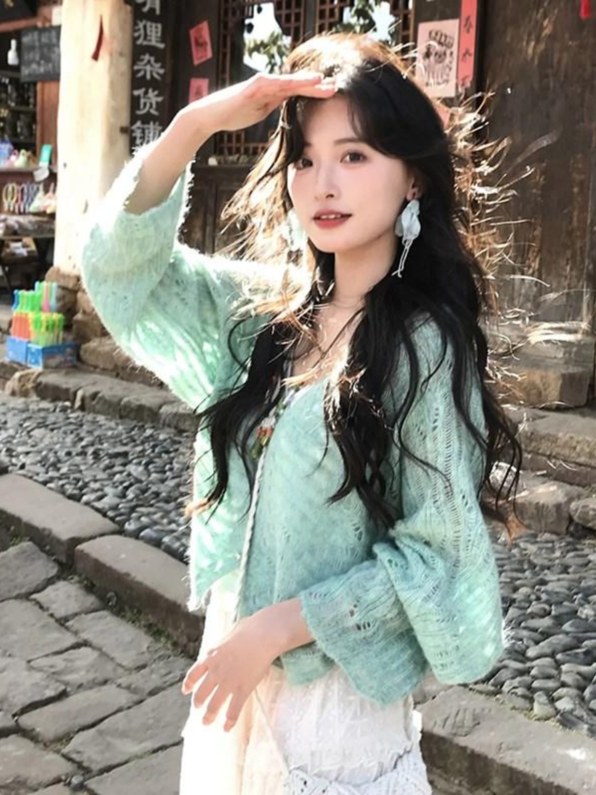 慵懒风感绿色马海毛针织开衫女春秋外搭镂空毛衣罩衫披肩外套