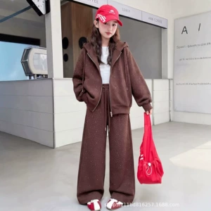 Комплект с капюшоном, осенний спортивный костюм, детская одежда, подходит для подростков, инкрустировано бриллиантами, 26 года