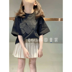 女の子半袖tシャツ超きれいな子供のシャツ綿夏服2025新型洋気黒大童上着6