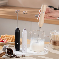 クロスボーダーミルク泡立て器手持ち無線ミルク泡立て器家庭用ベーキングツールミルクコーヒー電動泡立て器
