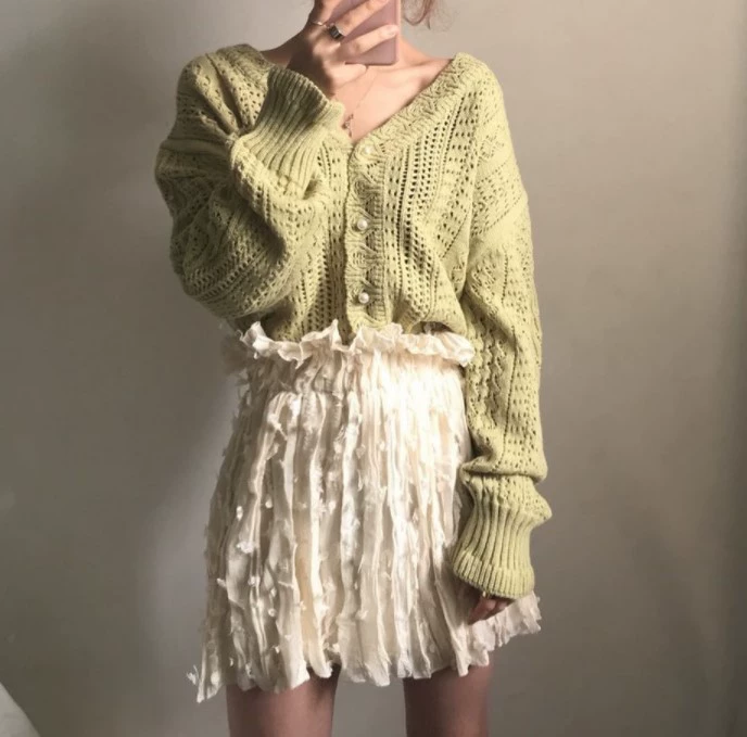 V-neck Knit Sweater (Women), Thin Autumn Long-Sleeve, Loose Fit, Button Front