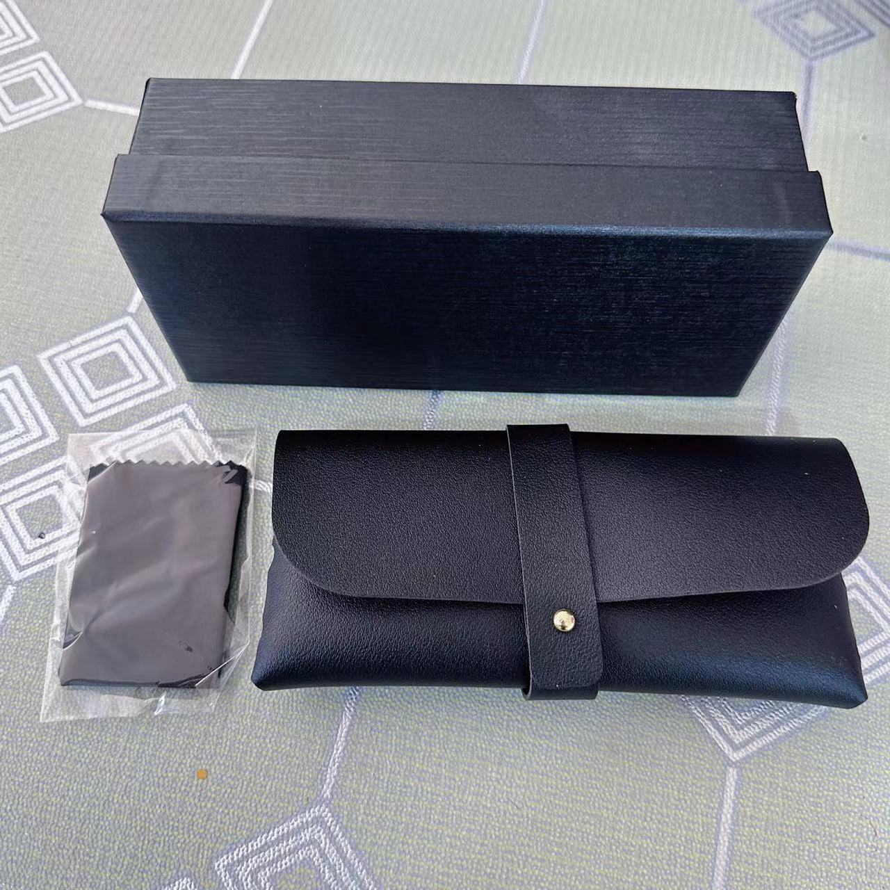 Nuevo estuche para gafas de moda con cadena antideslizante, adecuado para gafas de miopía, gafas de lectura, varios colores, incluye paño para gafas y varios colores de estuche para gafas.