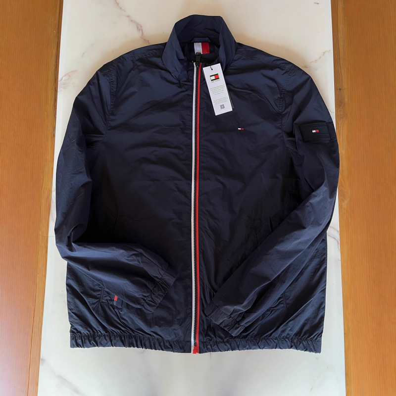 Cross-Border In-Stock Tommy New Men's Stand-Collar Sports Jacket Waterproof Zipper Long-Sleeve Casual Lightweight Style