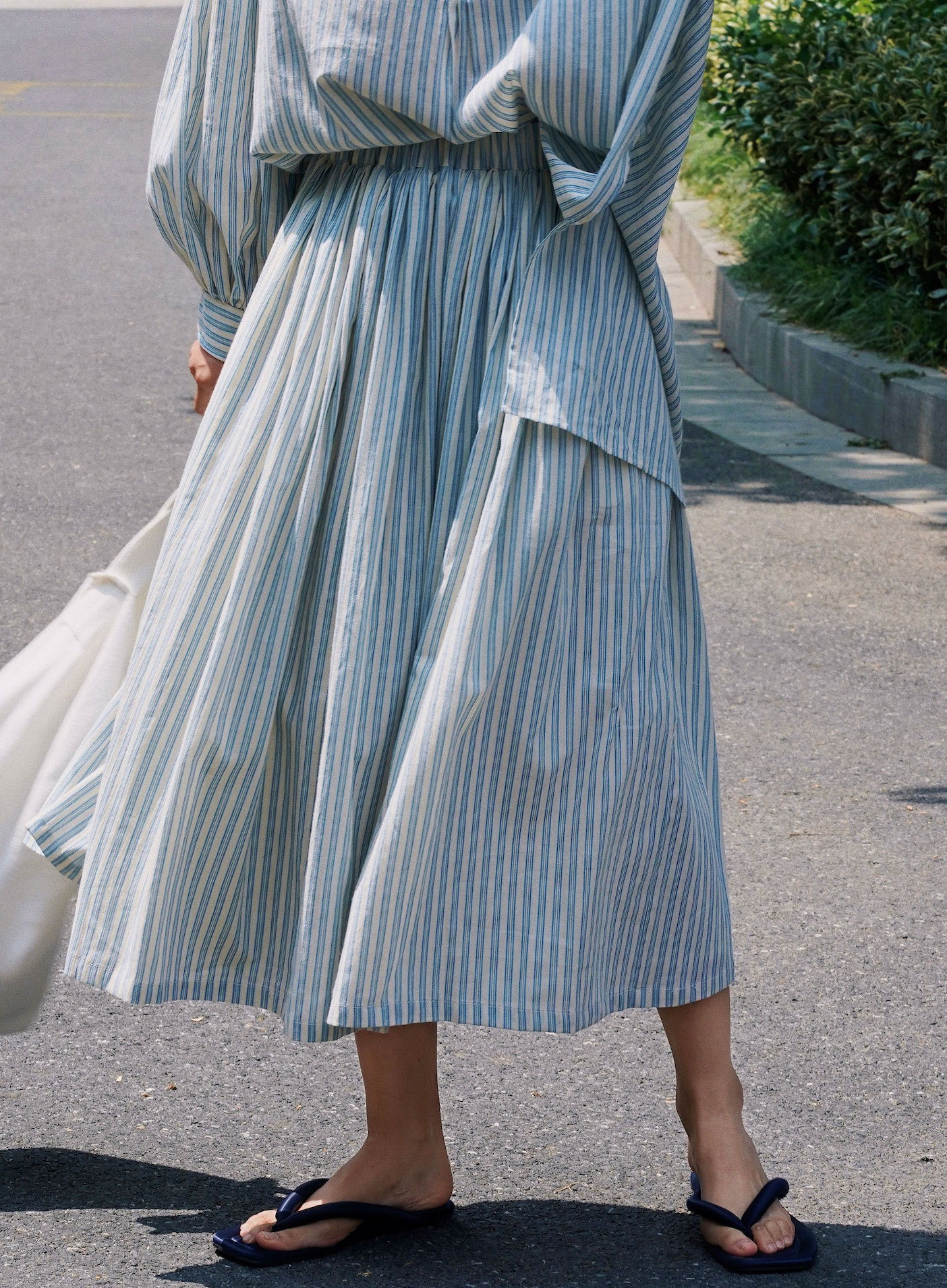 5211B12D-8274-44B1-BE71-0D475A