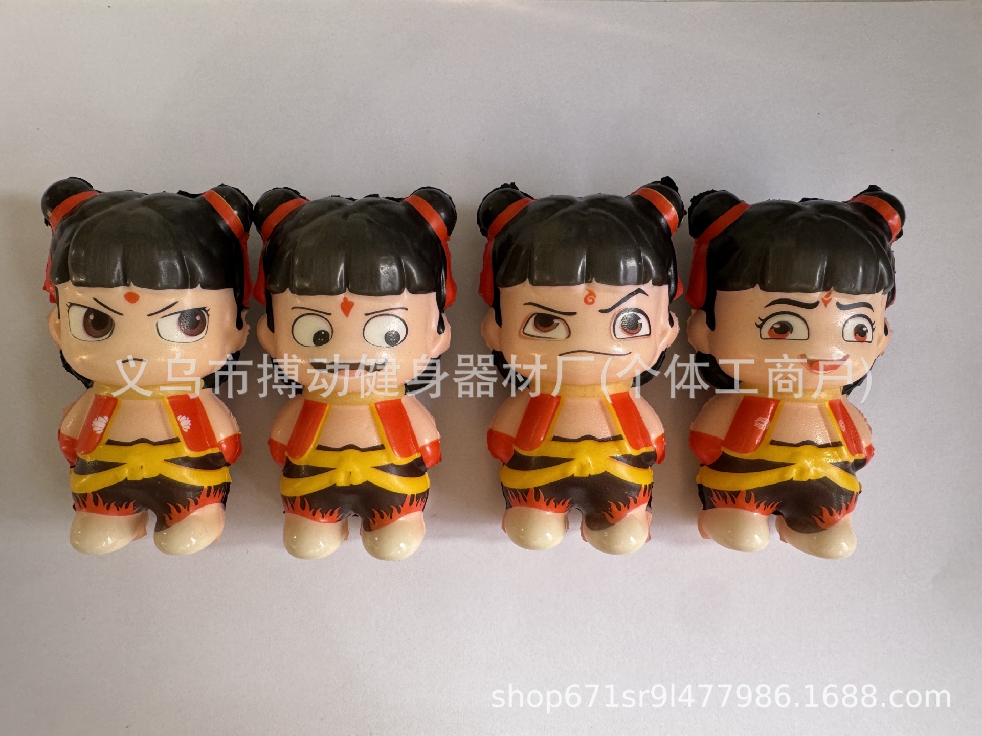 El suministro de primera mano explotó Nazha amasador fabricante de venta directa Nazha Pu rebote lento ao Bing serie de animación muñecas