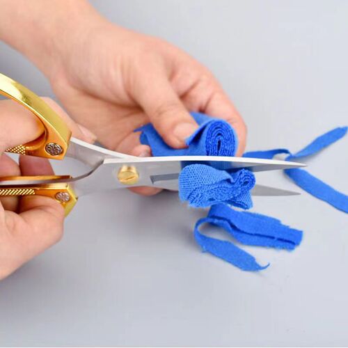 K82 multifunctional kitchen scissors, alloy powerful scissors, chicken bone scissors, household scissors, floor stall gold steel scissors