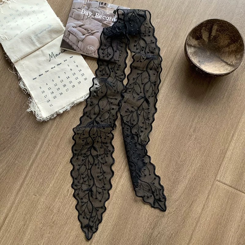 검은 잎