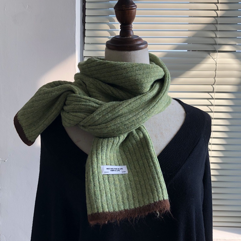 Unisex Simple Style Solid Color Knit Scarf display picture 15