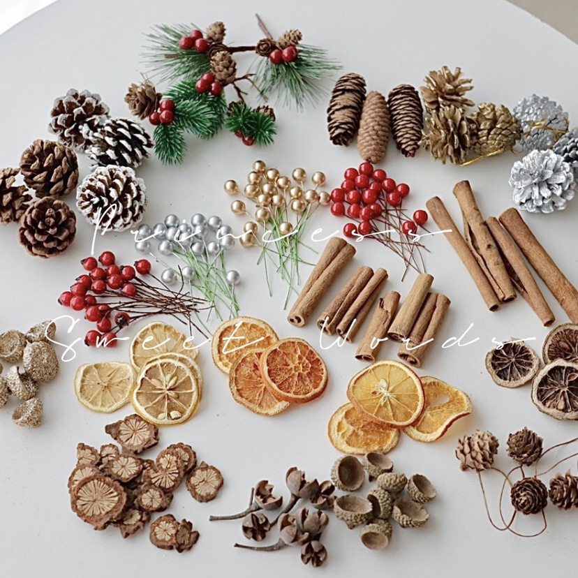 跨境2024圣诞春节桂皮松果坚果果实松塔圣诞节圣诞树花环藤环代发