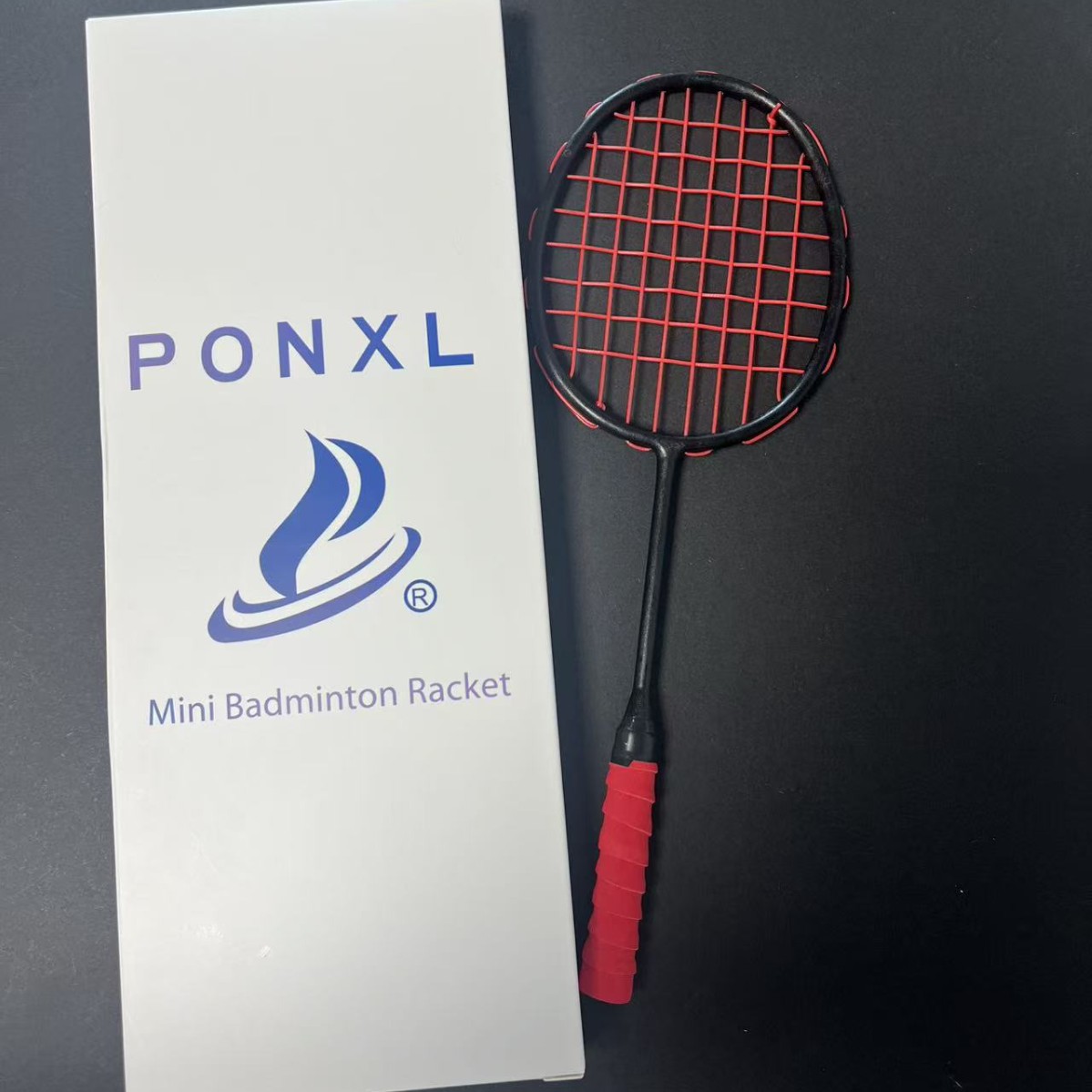 Mini small racket DIY badminton racket can be painted badminton racket real feather line material rigid physical texture