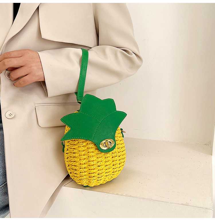 Pineapple Bag 2022 Spring And Summer New Contrast Color Straw Bag 20*14*10cm display picture 1