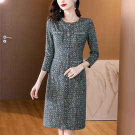 春季新款高品质减龄小香风中年妈妈连衣裙收腰显瘦气质长袖中长裙