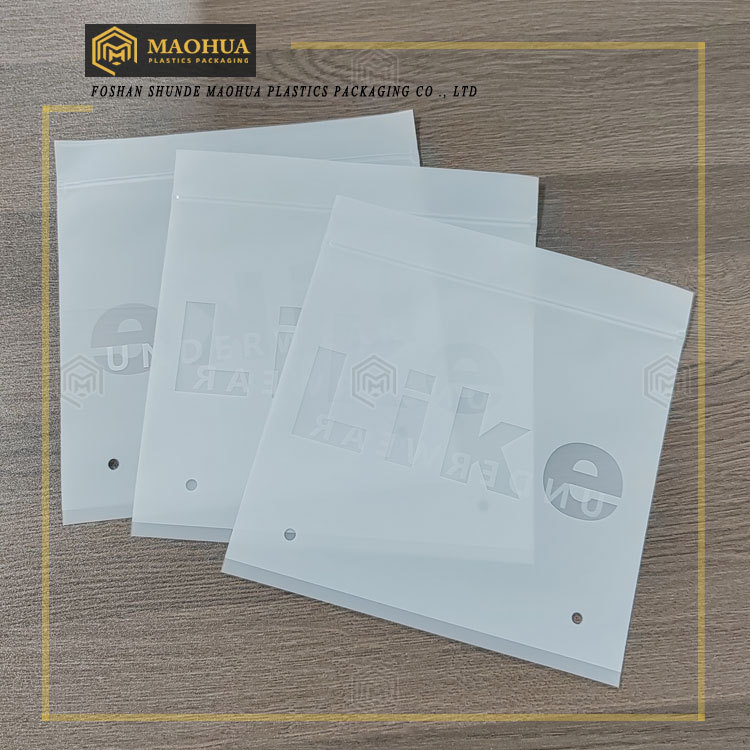 凹凸按压夹链贴骨袋礼品纸盒用蝴蝶孔带洞pe自封展示袋供应湖南9.jpg