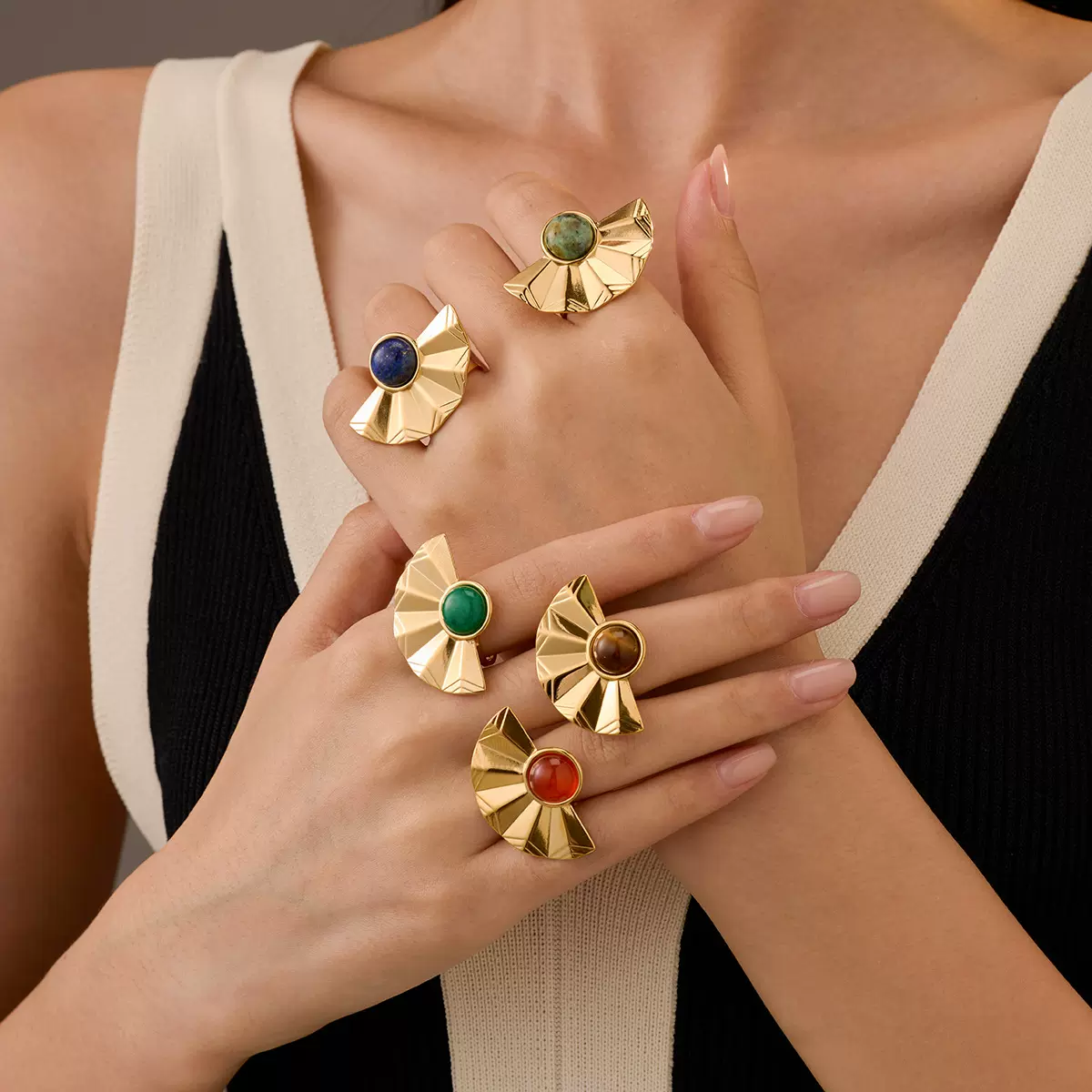 法式复古INS风精致大气钛钢镀18K金扇形镶天然石时尚百搭开口戒指