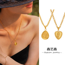 鑫艺鑫欧美爱心小花吊坠项链女时尚简约不锈钢镀18K真金百搭配饰