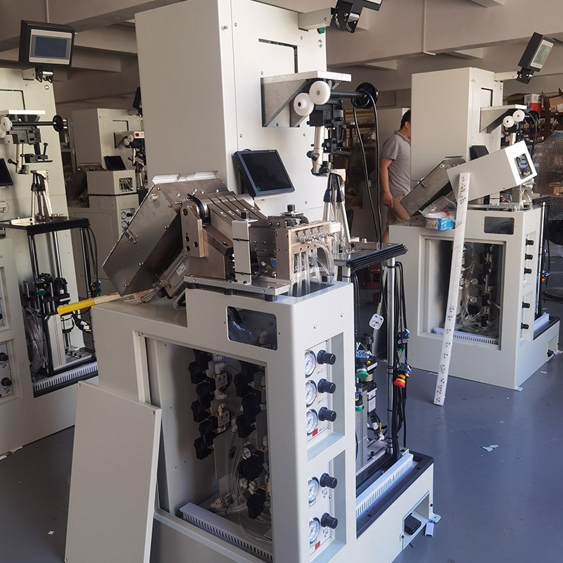 Ье豸Ӧ¿߸ʱװŮЬ˿Զװ򶤻