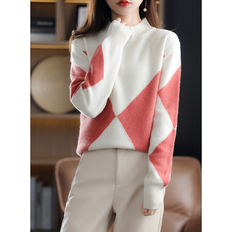 Demi-season woolen fashionable knitted sweater with a round collar