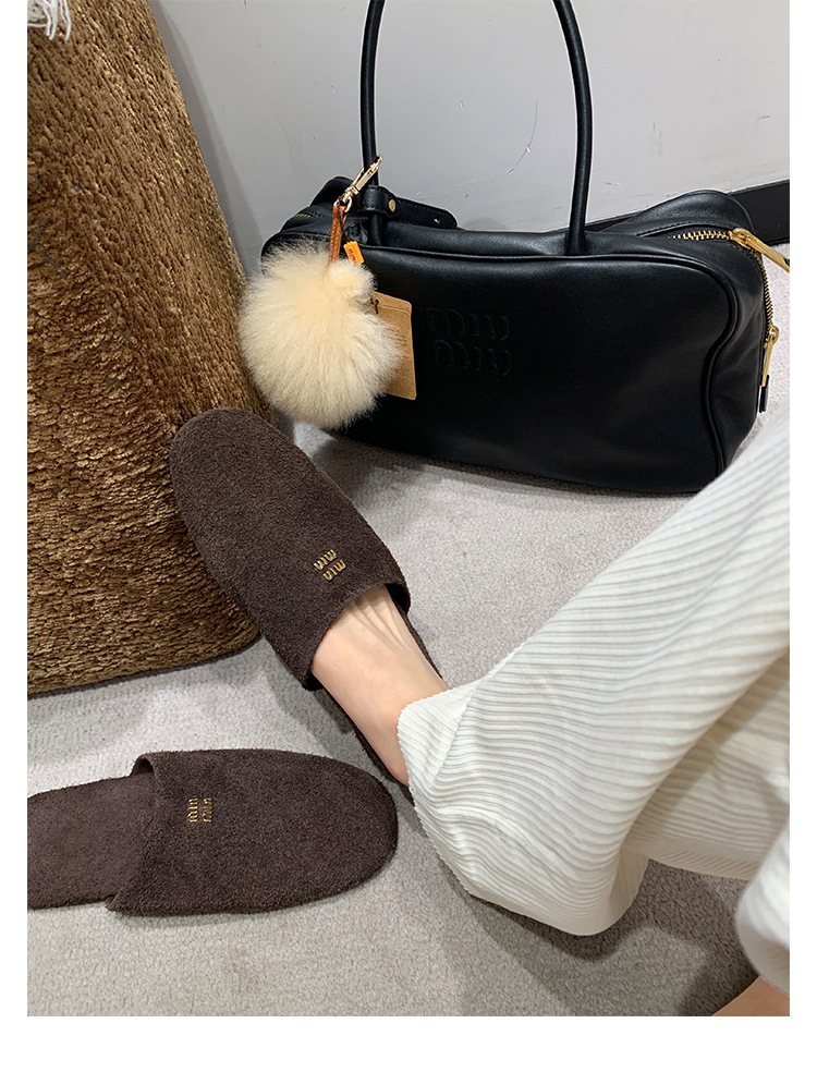 Versión de piel de oveja ~ Mouse miu moda Baotou perezoso con un pie Muller zapatillas planas sandalias de cuero para mujer