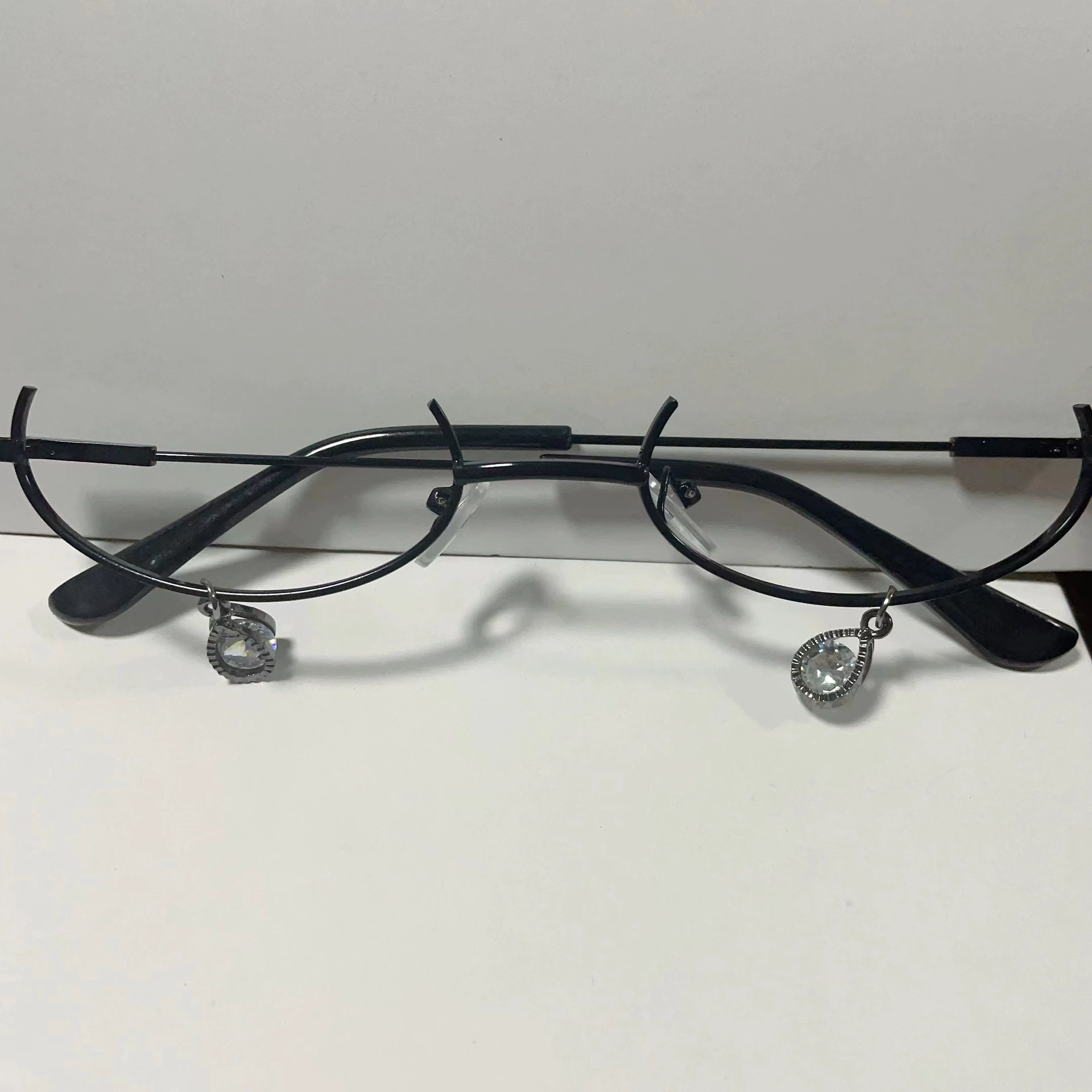 Ретро очки в круглой оправе, винтажная металлическая оправа, косплей и мода, легкие (14×4×2.5 см)