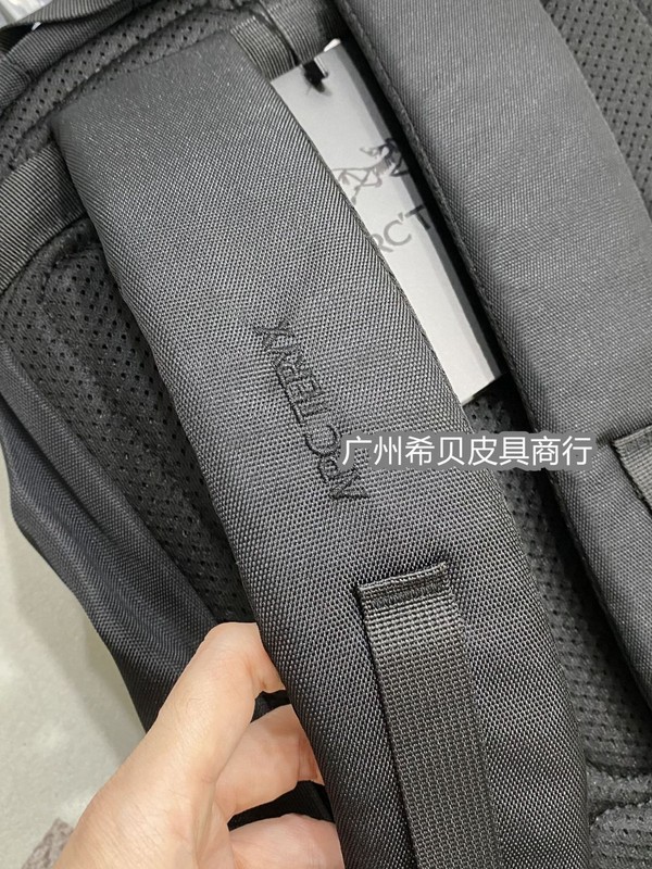 鸟家Mantis26L黑银户外健身登山徒步运动休闲旅行双肩背包书包|undefined