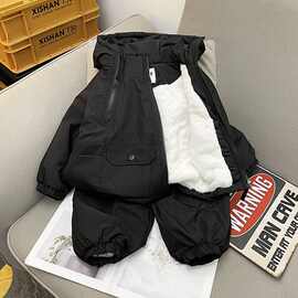 男童加绒加厚套装2025新款儿童痞帅工装炸街男孩冬装潮斜拉链衣服