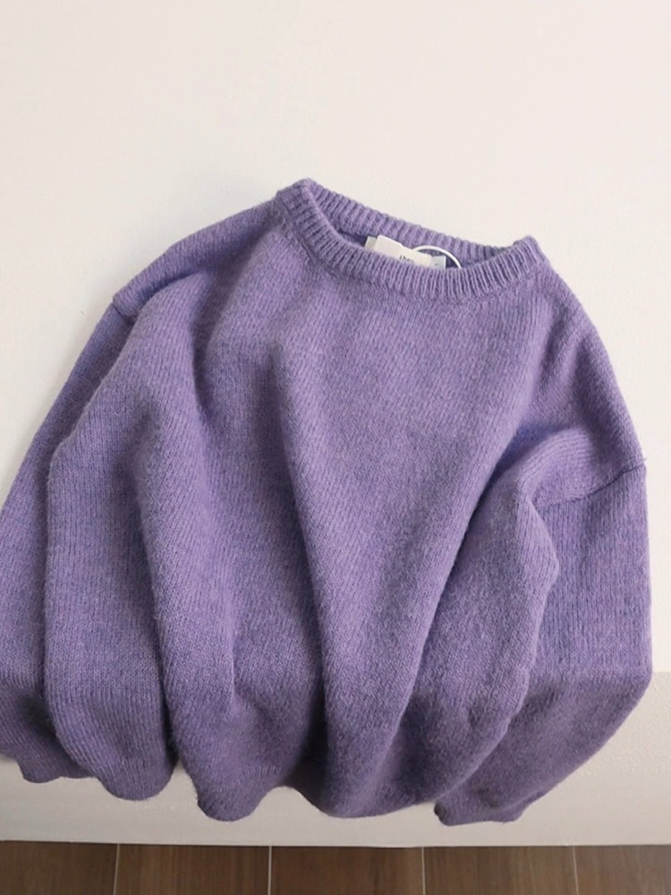 綿のカシミヤの優しい怠惰な風の赤いプルオーバーのセーターの女性の秋冬の大衆の高級感の純色の女性のニット