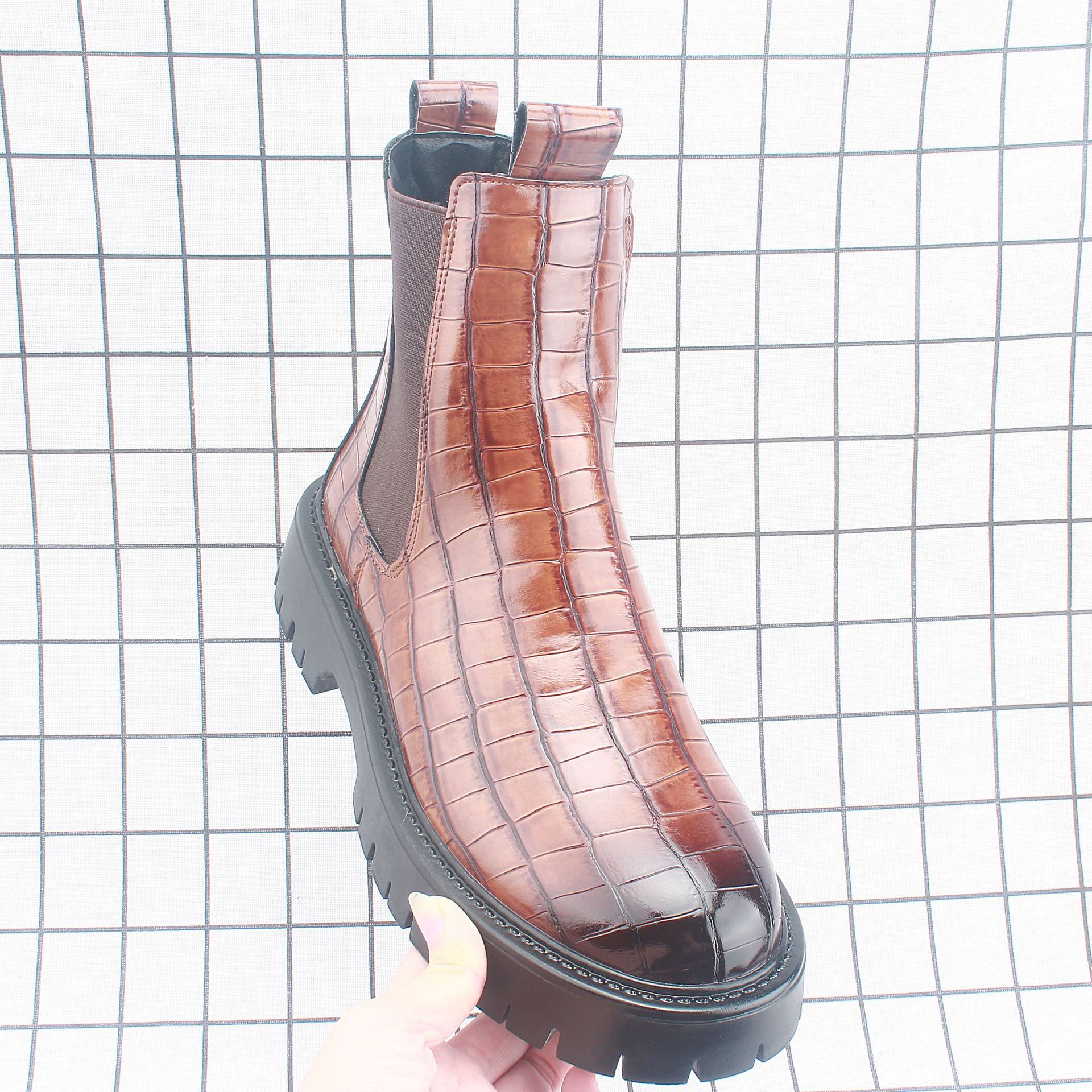 Comfycmy�ֻ�����վ��Դ�и��� ˮ̨��ʽ��Ͳ�ж���ѥ1222