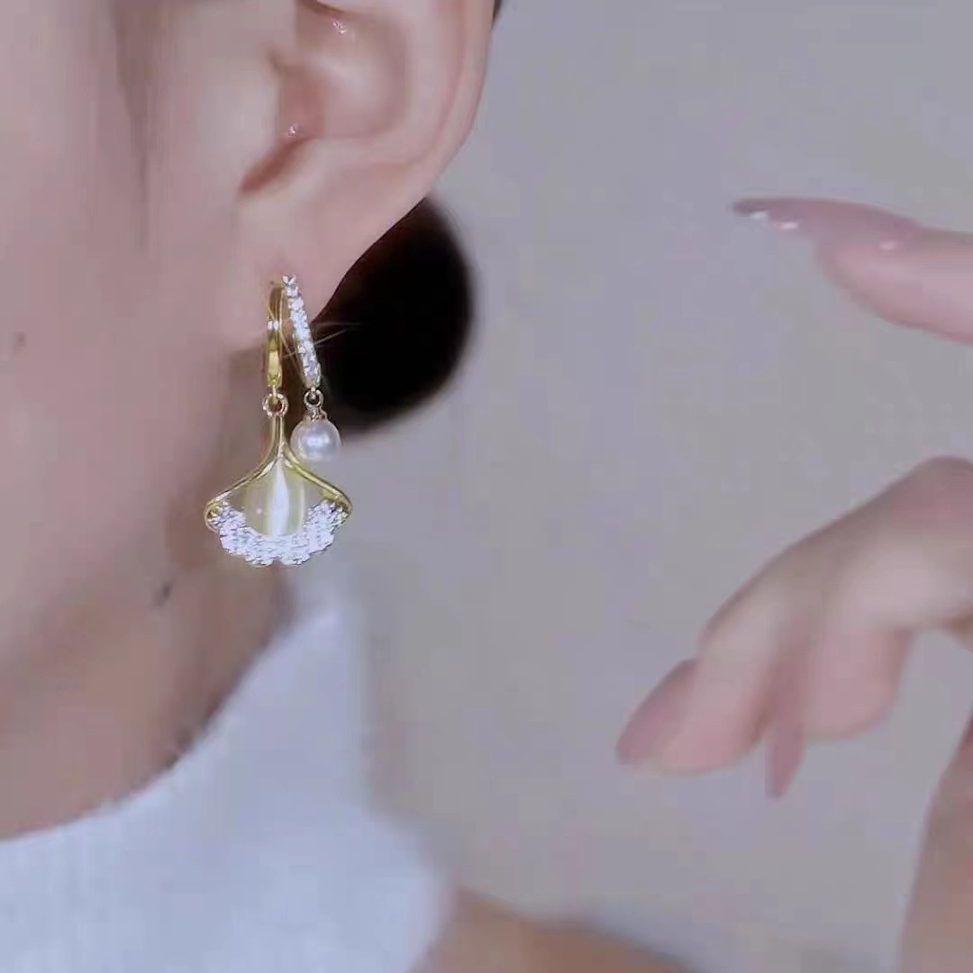 French Pearl Ginkgo Leaf Earrings 1