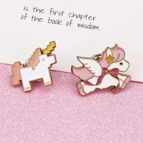 Fashion brooch female ins fashion student cute cartoon accessories pin badge clothes trinkets metal brooch buckle