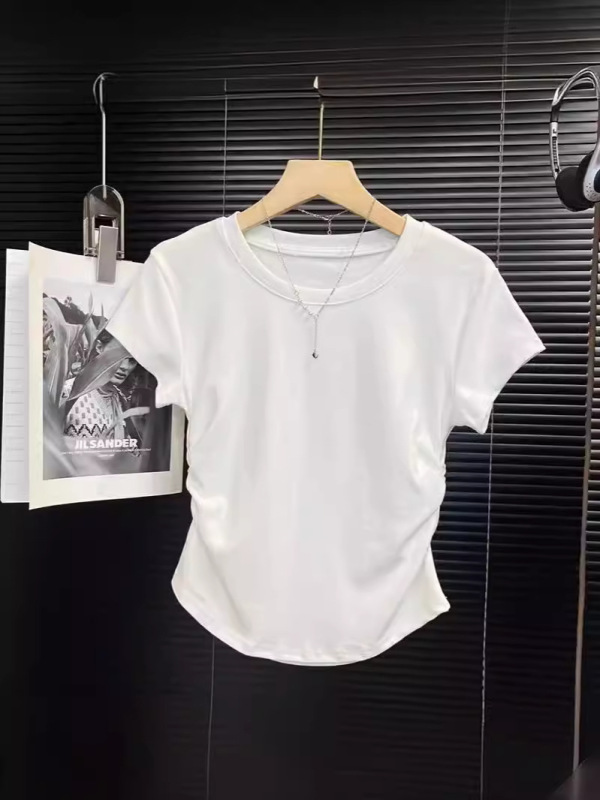 ギャルは腰のtシャツの半袖の女性の純欲の夏の2025新型の純色の女性の丸首の底のシャツの卸売りを収めます。|undefined