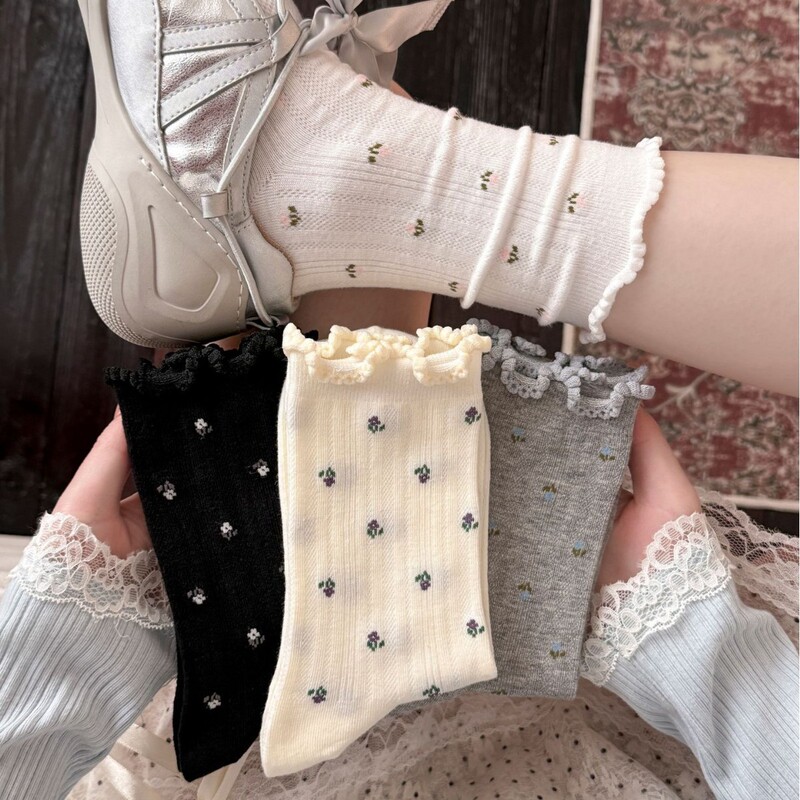 2026 Spring Women's Seamless Socks Japanese Style Floral Mesh Breathable Mid-High Cotton Socks with Bubble Edge Ruffle Socks