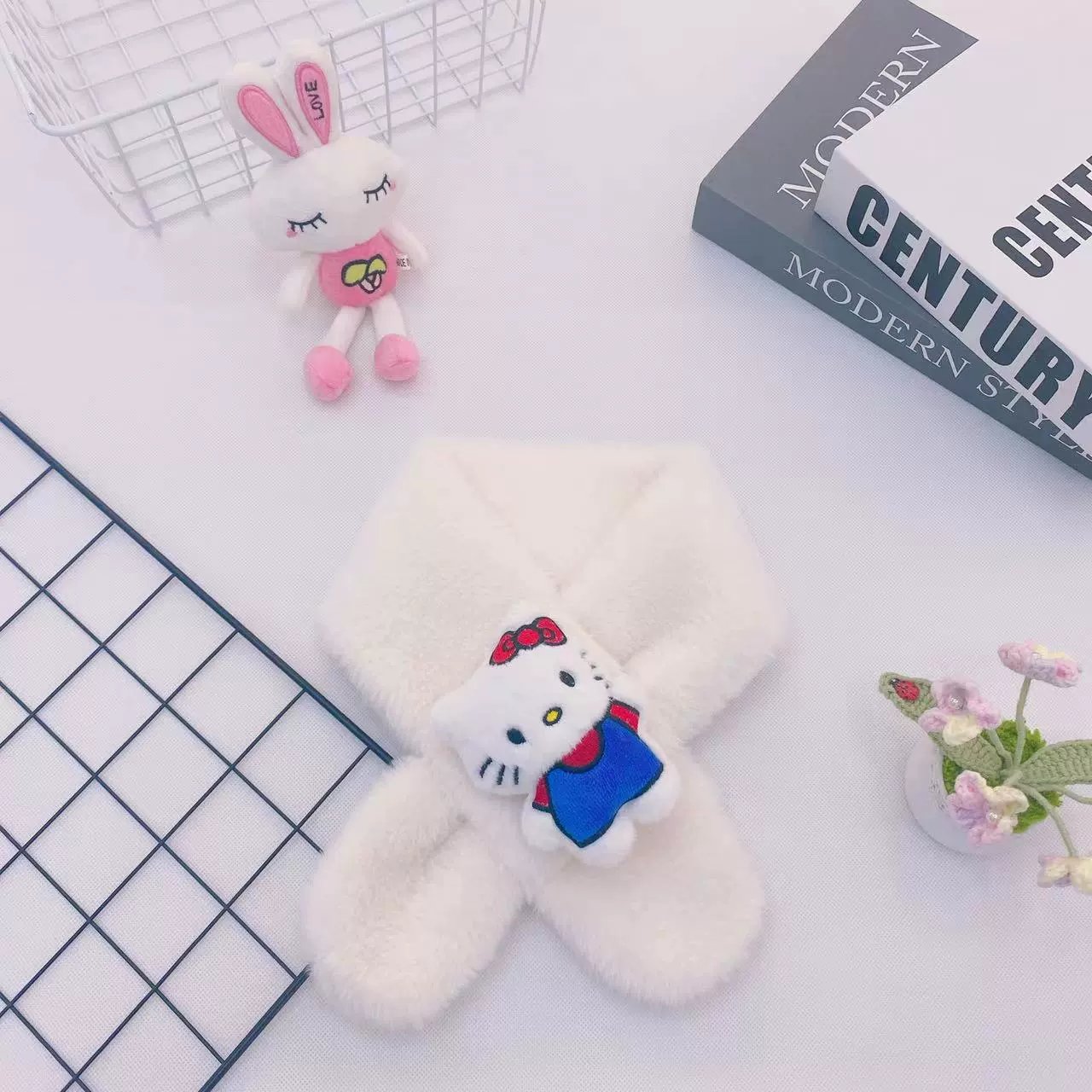 Children's cartoon keep warm scarf