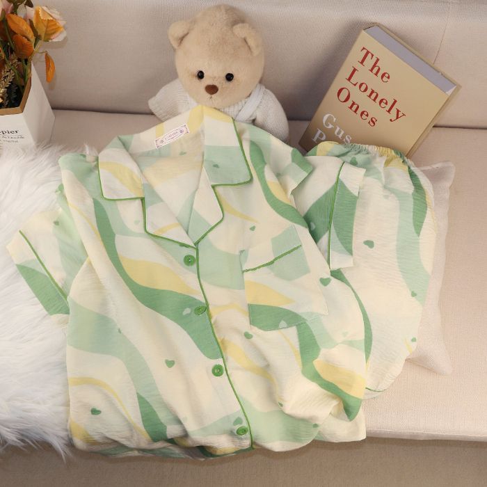 Pijamas de algodón nubes al por mayor transfronterizos de mujeres pantalones cortos de mangas cortas de verano nuevos cardigans con solapas de dibujos animados lindos cubiertas de ropa para el hogar