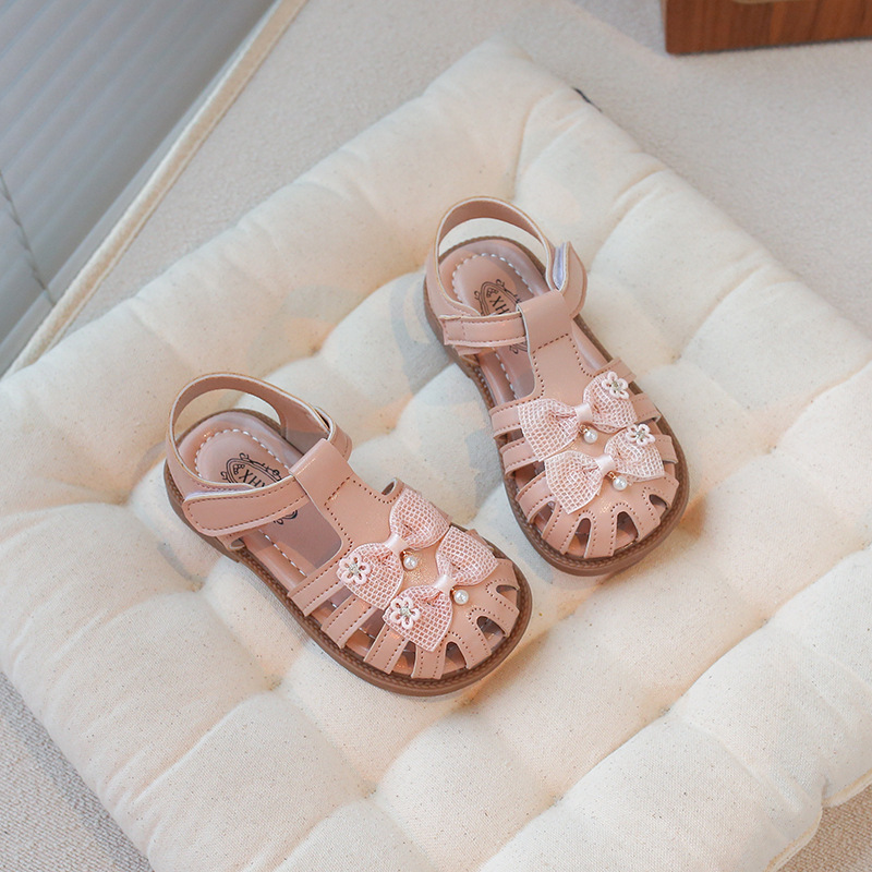 2026 verano de las niñas con una base suave sandalias cómodas nuevas sandalias para niños zapatos de playa de moda versátiles image 4