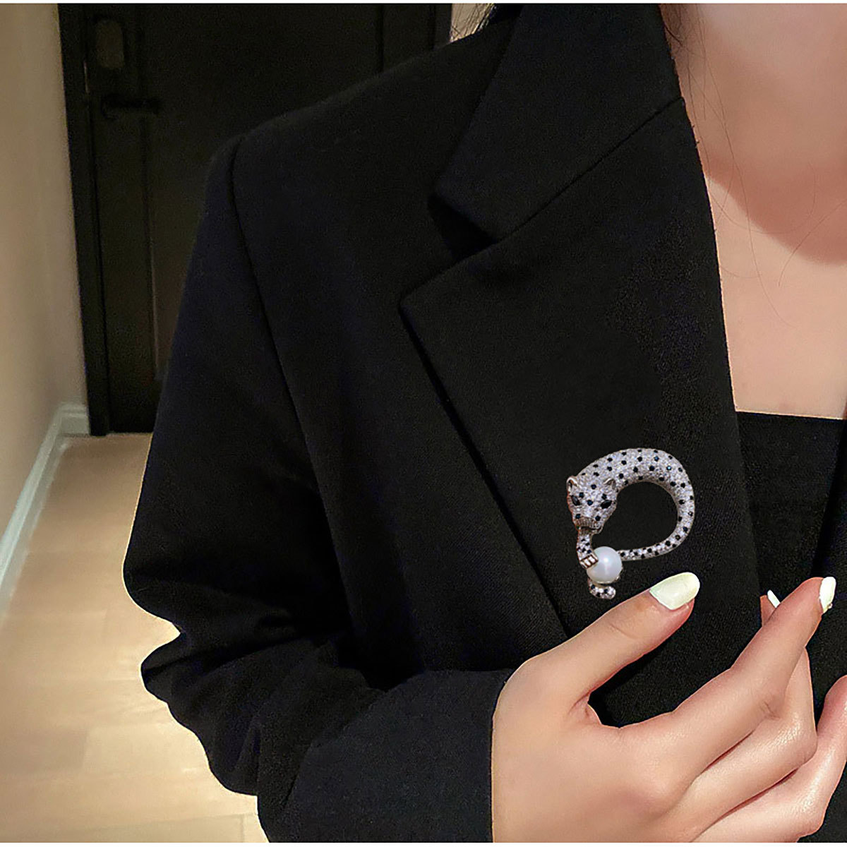 Holiday, Daily Occasion Glam Pin Cheetah Print Copper Plating Inlay Zircon Unisex Brooches